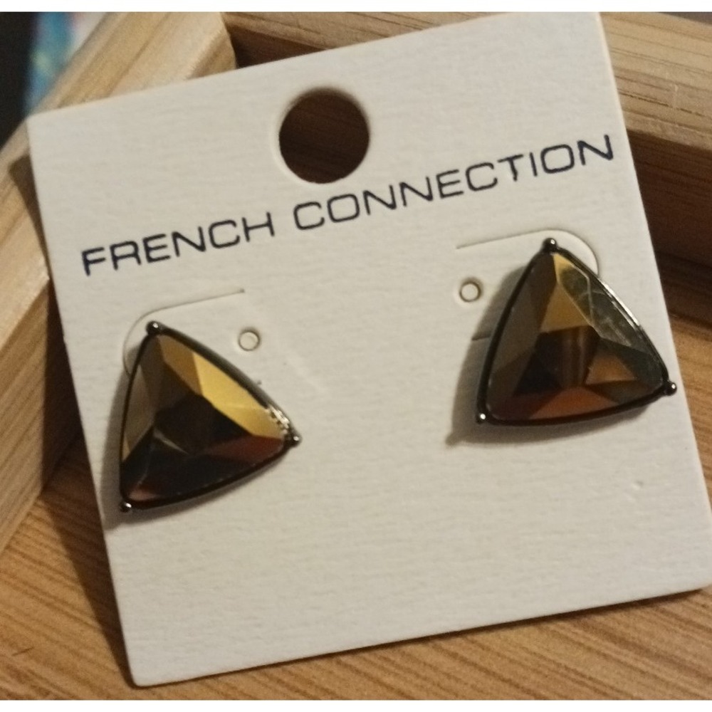 NEW French Connection Brown Triangle Gemstone Earrings